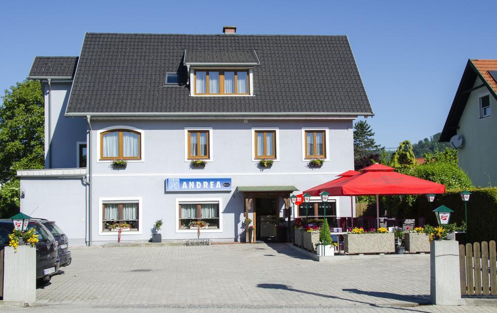 Gastehaus Cafe Andrea Hotel Koeflach Exterior photo